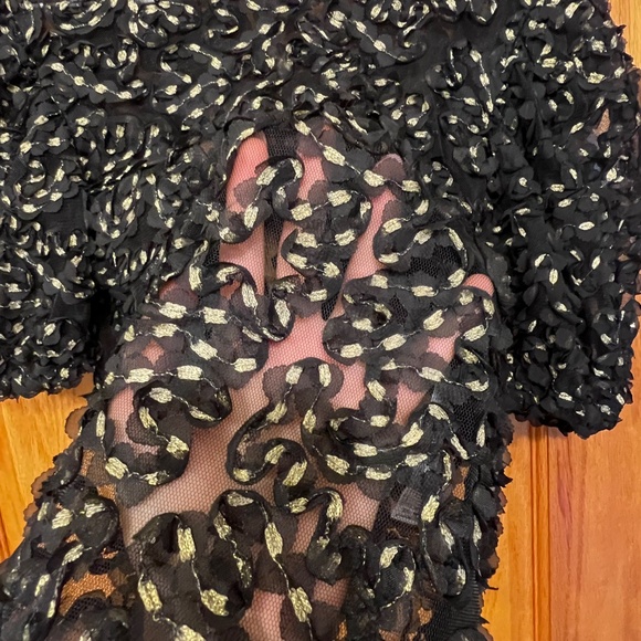 Zara blouse - Picture 2 of 5